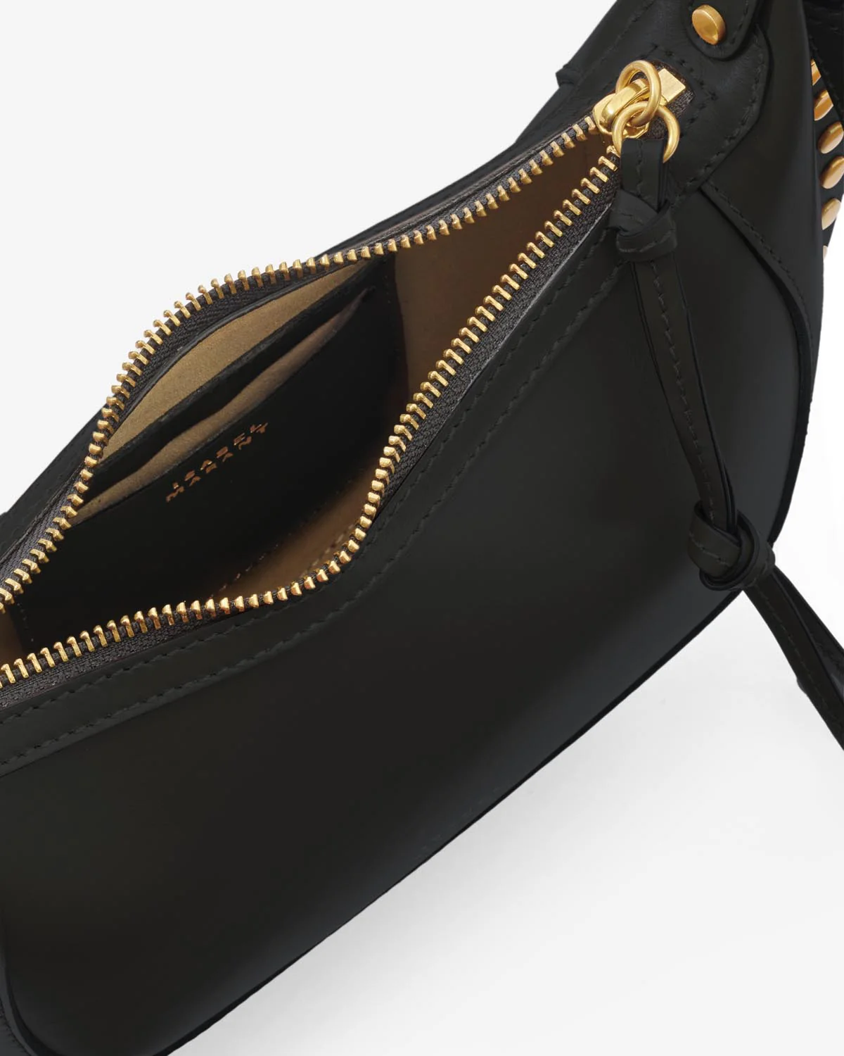 1001-oskan-moon-bag-5.webp Oskan Moon Bag