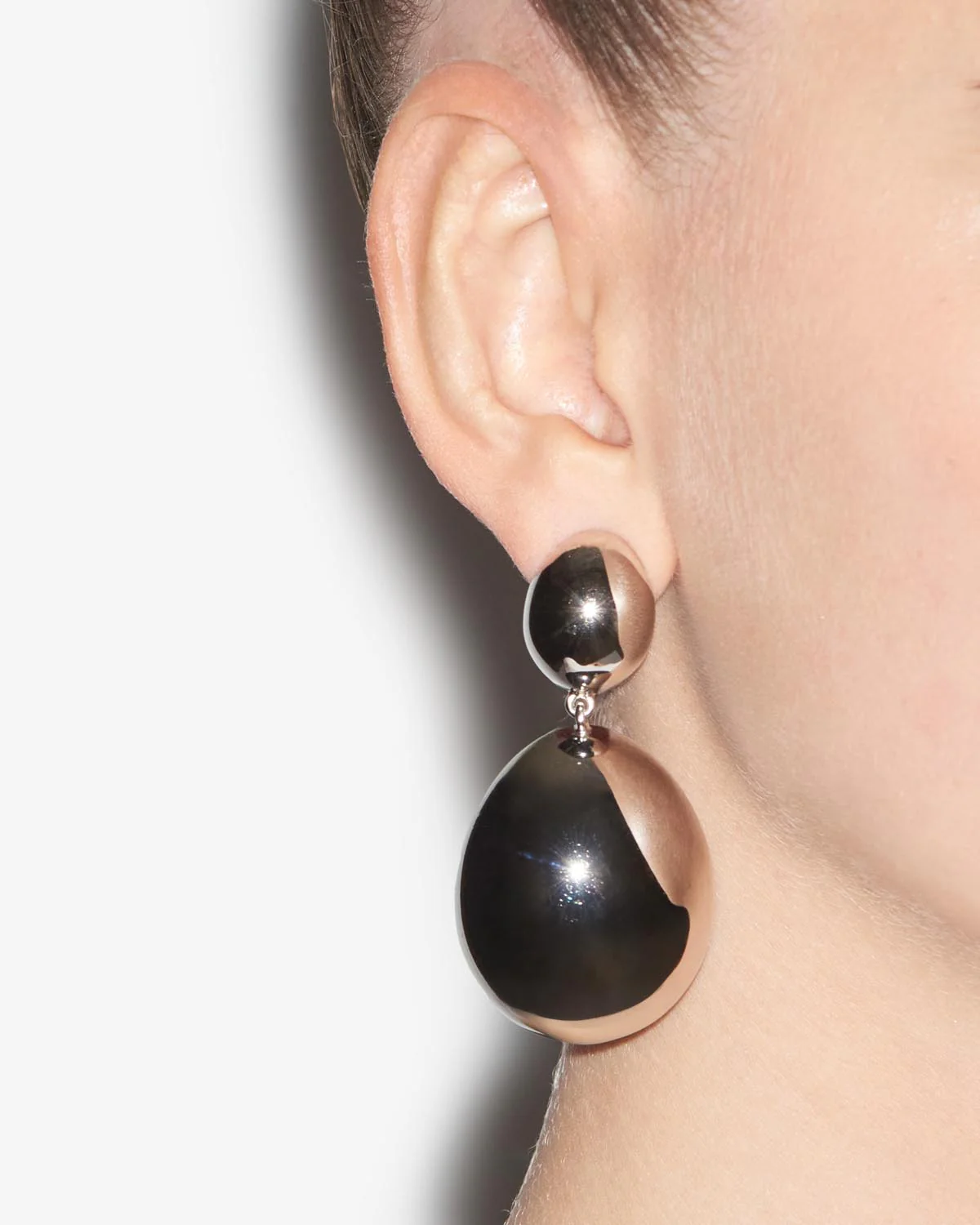 1613-awa-earrings-2.webp Awa earrings