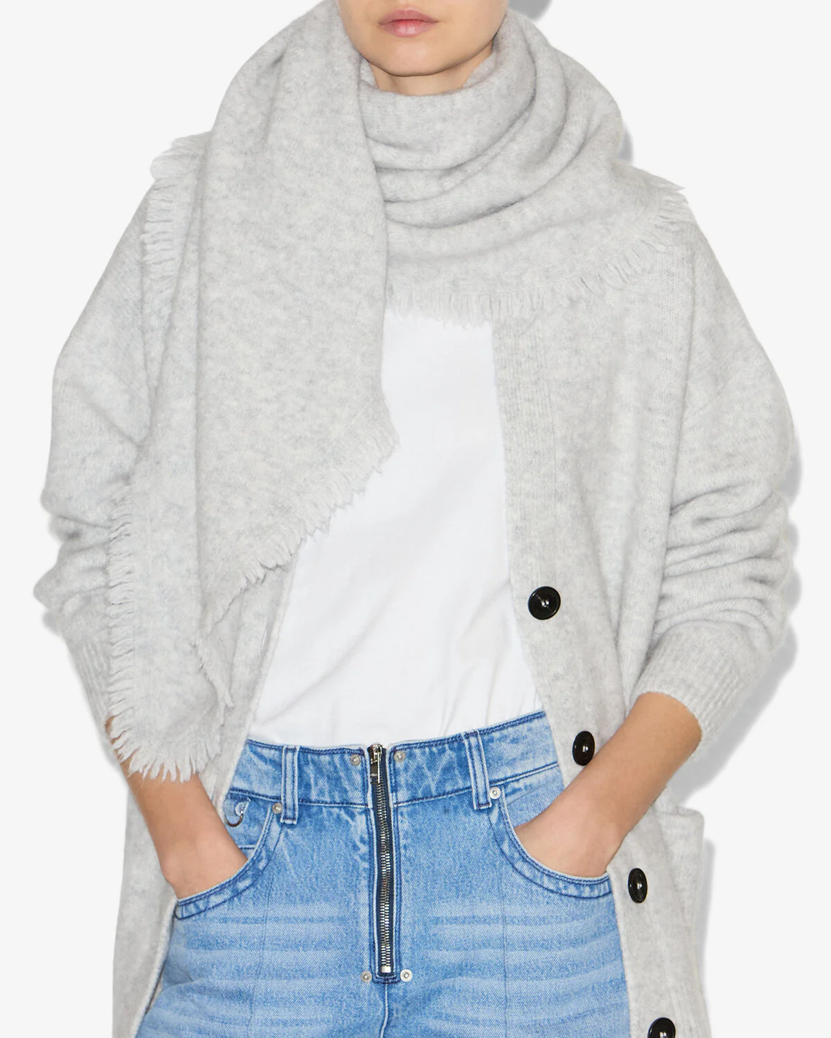1740-penina-scarf-1.webp PENINA SCARF