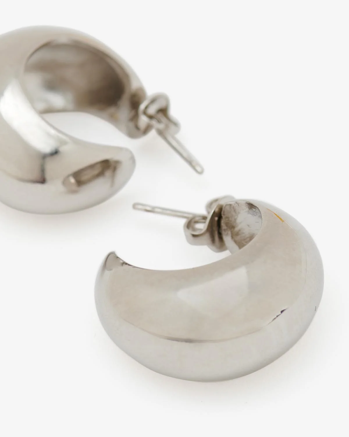 SHINY CRESCENT EARRINGS