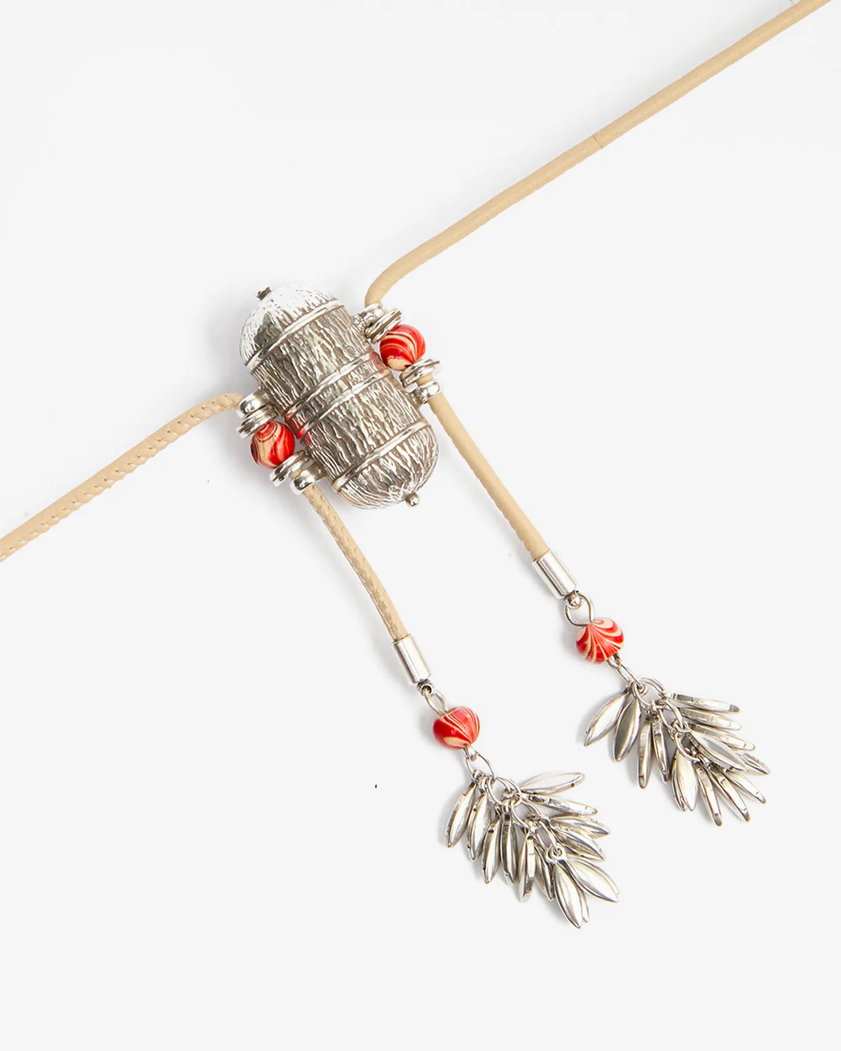 50-janys-necklace-2.webp JANYS NECKLACE